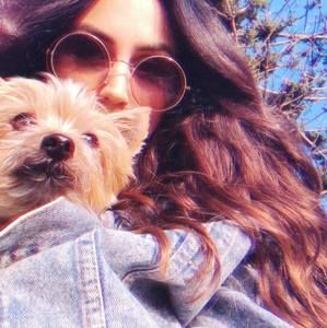 Meet your Posher, Vanessa